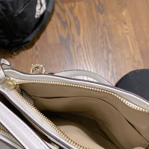 COPY - Coach White Handbag (Unused) - Picture 5 of 8